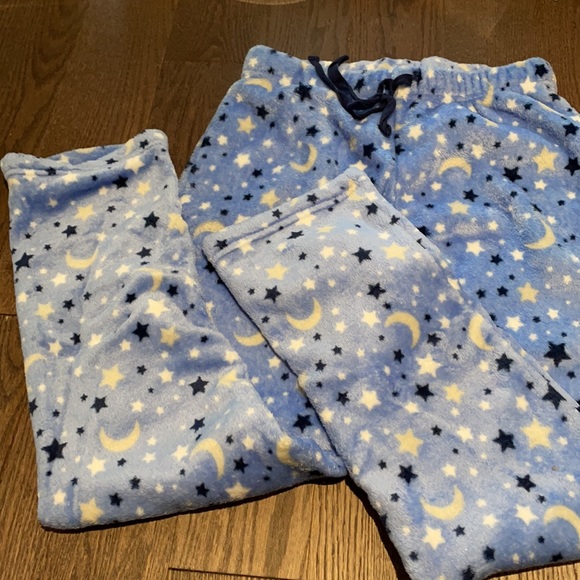 *free add-on with minimum $30 purchase* NWoT Super Soft PJ Bottoms size S - Picture 3 of 6